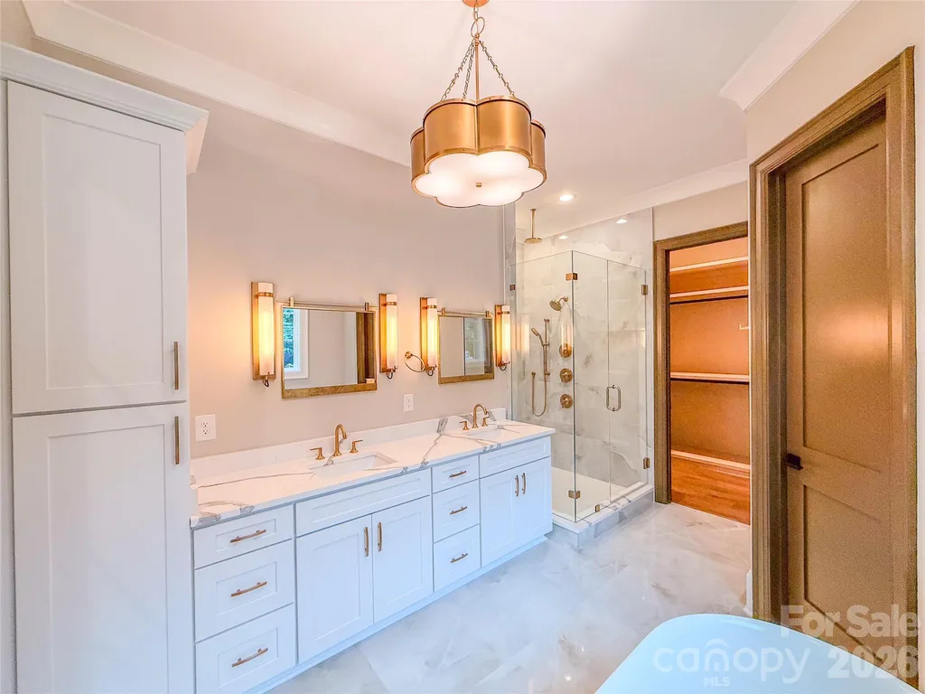 4828 Walker Road Charlotte NC 28211