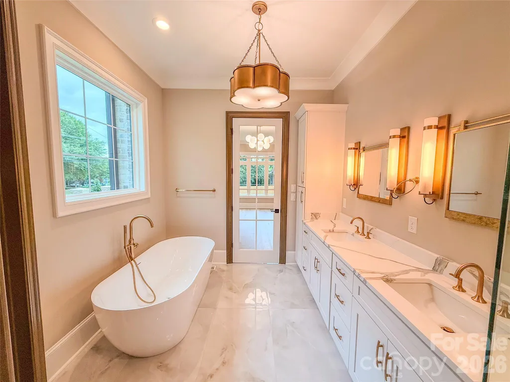 4828 Walker Road Charlotte NC 28211
