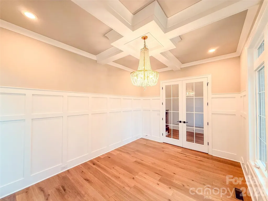 4828 Walker Road Charlotte NC 28211