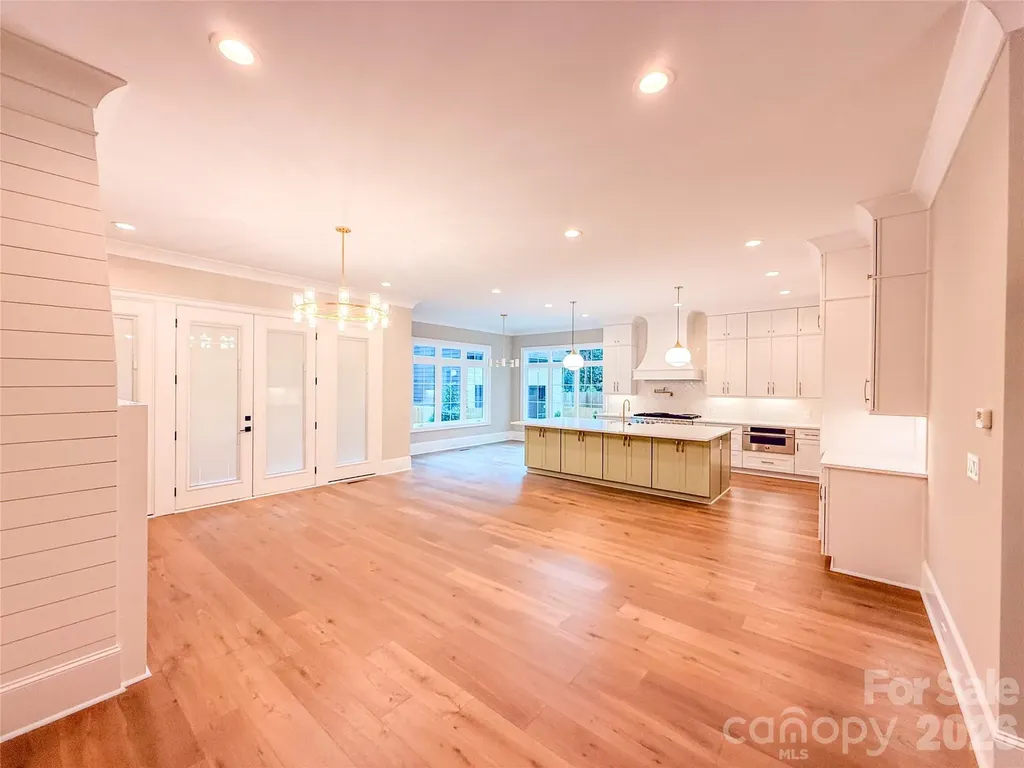 4828 Walker Road Charlotte NC 28211