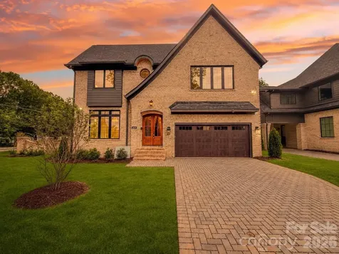 4828 Walker Road Charlotte NC 28211