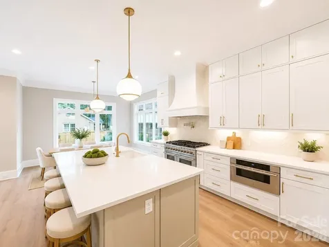 4828 Walker Road Charlotte NC 28211