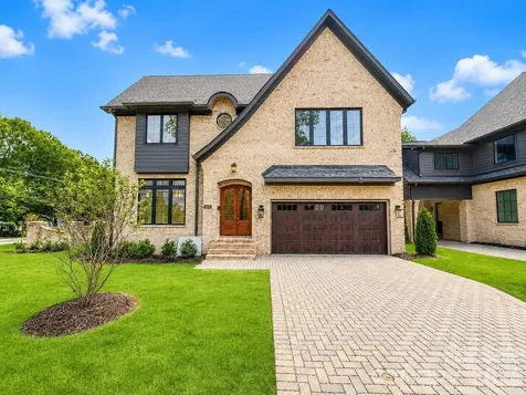 4828 Walker Road Charlotte NC 28211