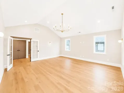4828 Walker Road Charlotte NC 28211
