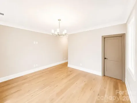 4828 Walker Road Charlotte NC 28211