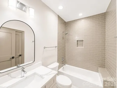 4828 Walker Road Charlotte NC 28211