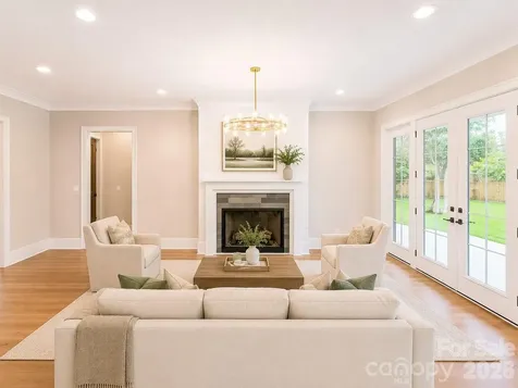 4828 Walker Road Charlotte NC 28211
