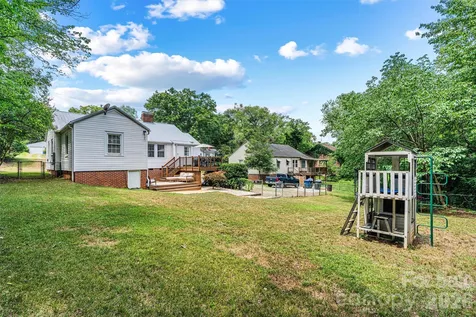 1252 11th Street Hickory NC 28601