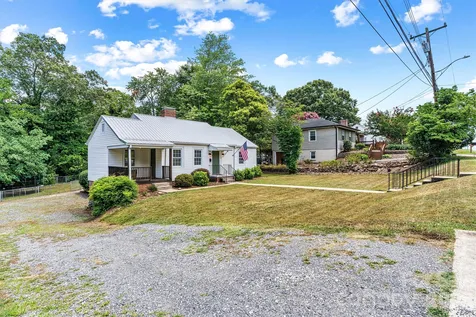 1252 11th Street Hickory NC 28601