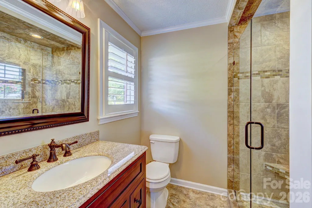 1014 Ranbar Street Cherryville NC 28021