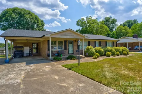 1014 Ranbar Street Cherryville NC 28021