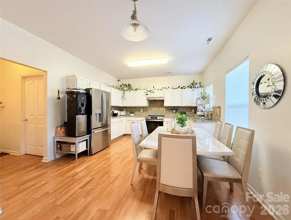 8703 Earthenware Drive Charlotte NC 28269