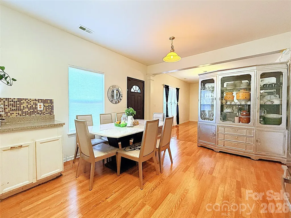 8703 Earthenware Drive Charlotte NC 28269