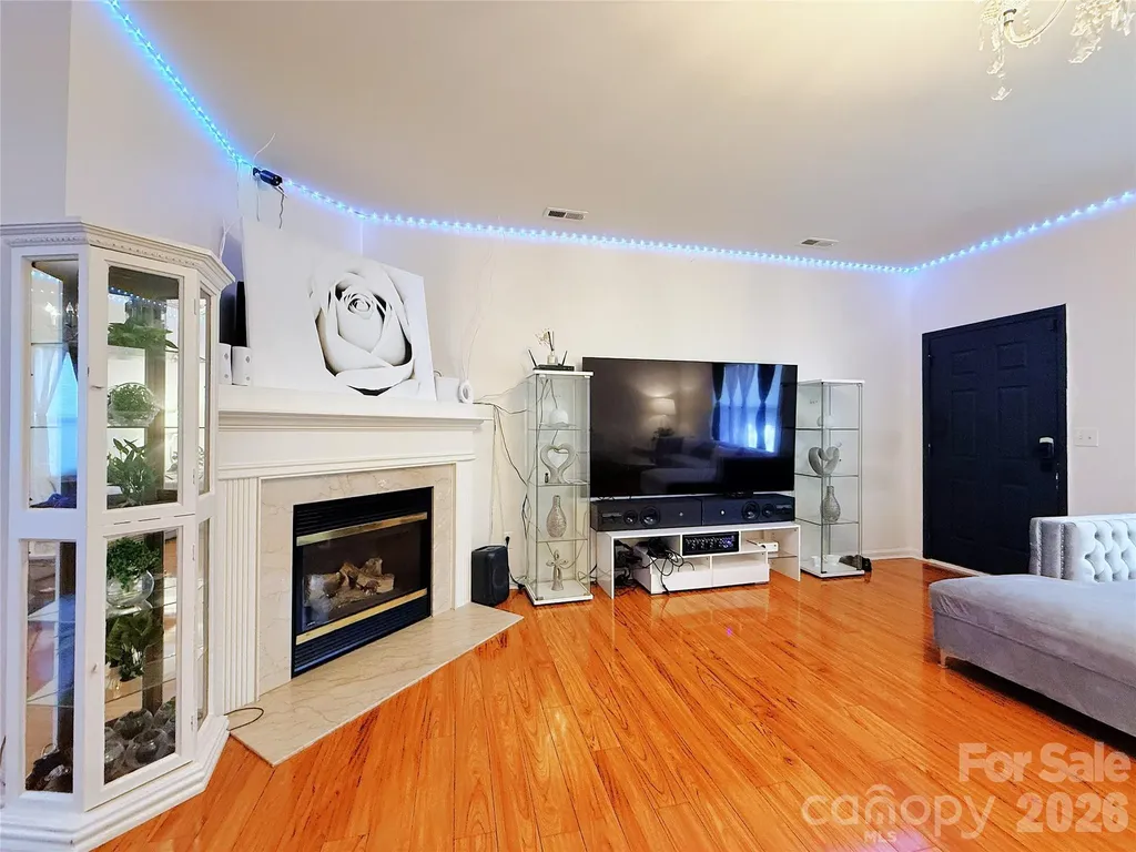 8703 Earthenware Drive Charlotte NC 28269