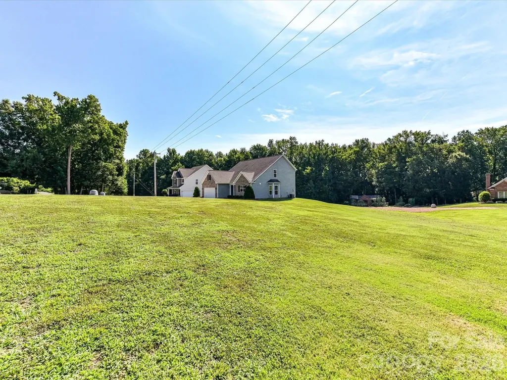 5912 Sikes Mill Road Monroe NC 28110