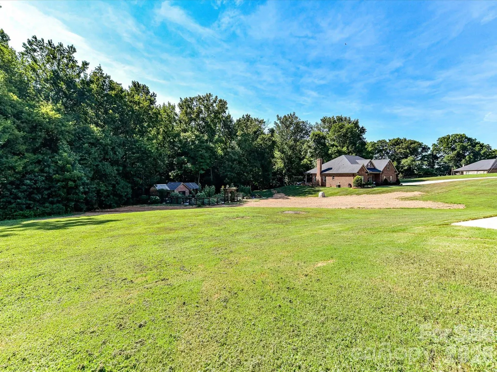 5912 Sikes Mill Road Monroe NC 28110