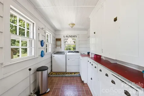 143 W End Street Chester SC 29706