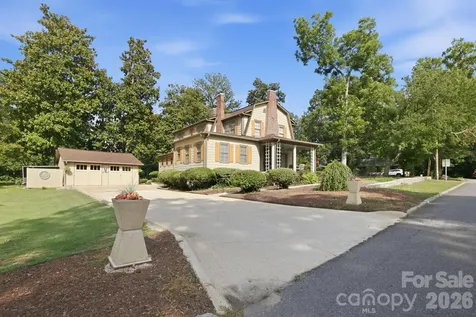 143 W End Street Chester SC 29706