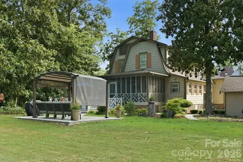 143 W End Street Chester SC 29706