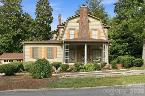 143 W End Street Chester SC 29706
