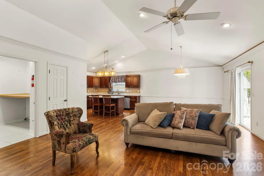315 Charlestown Drive Hendersonville NC 28792
