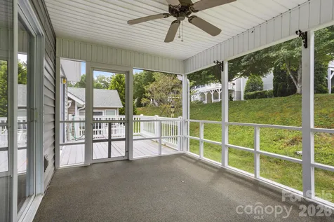 315 Charlestown Drive Hendersonville NC 28792