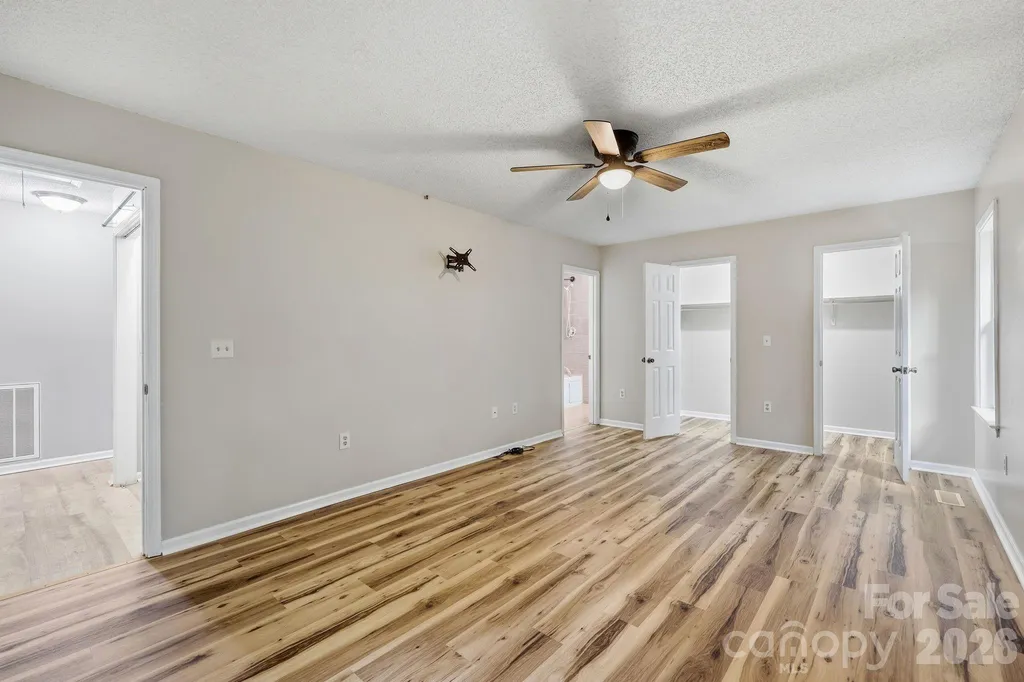 340 Oakwood Lane Columbus NC 28722