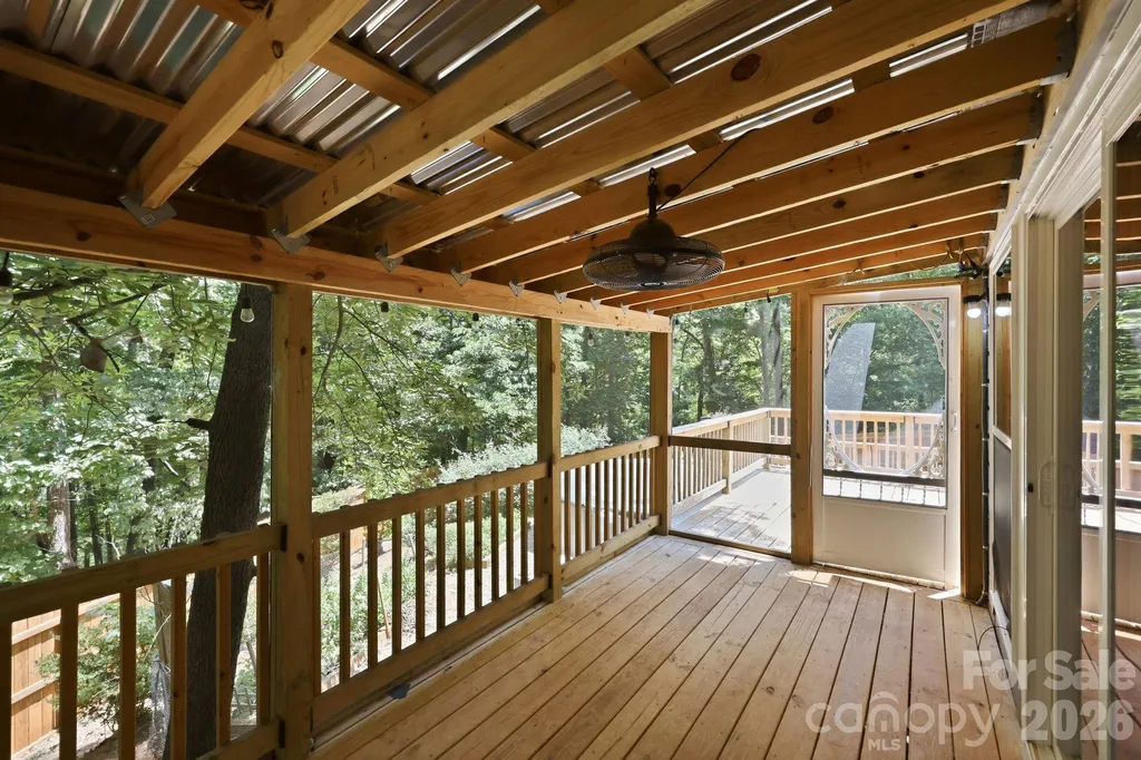 340 Oakwood Lane Columbus NC 28722