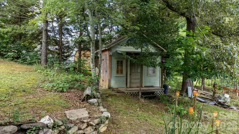3579 High West Drive Lenoir NC 28645