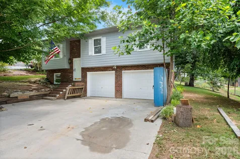 3579 High West Drive Lenoir NC 28645