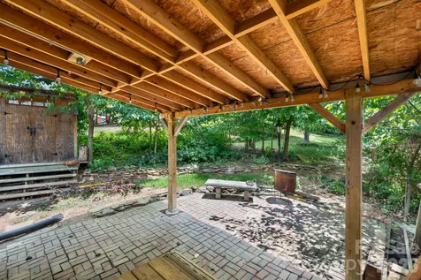3579 High West Drive Lenoir NC 28645