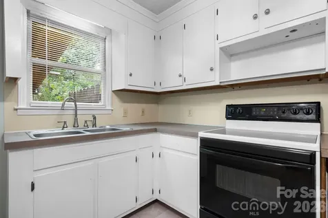 3579 High West Drive Lenoir NC 28645