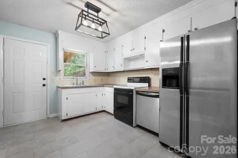 3579 High West Drive Lenoir NC 28645