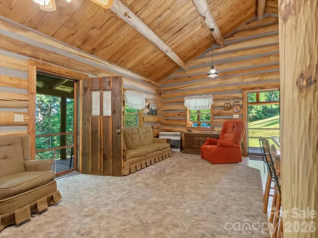 230 Chatter Box Lane Green Mountain NC 28740