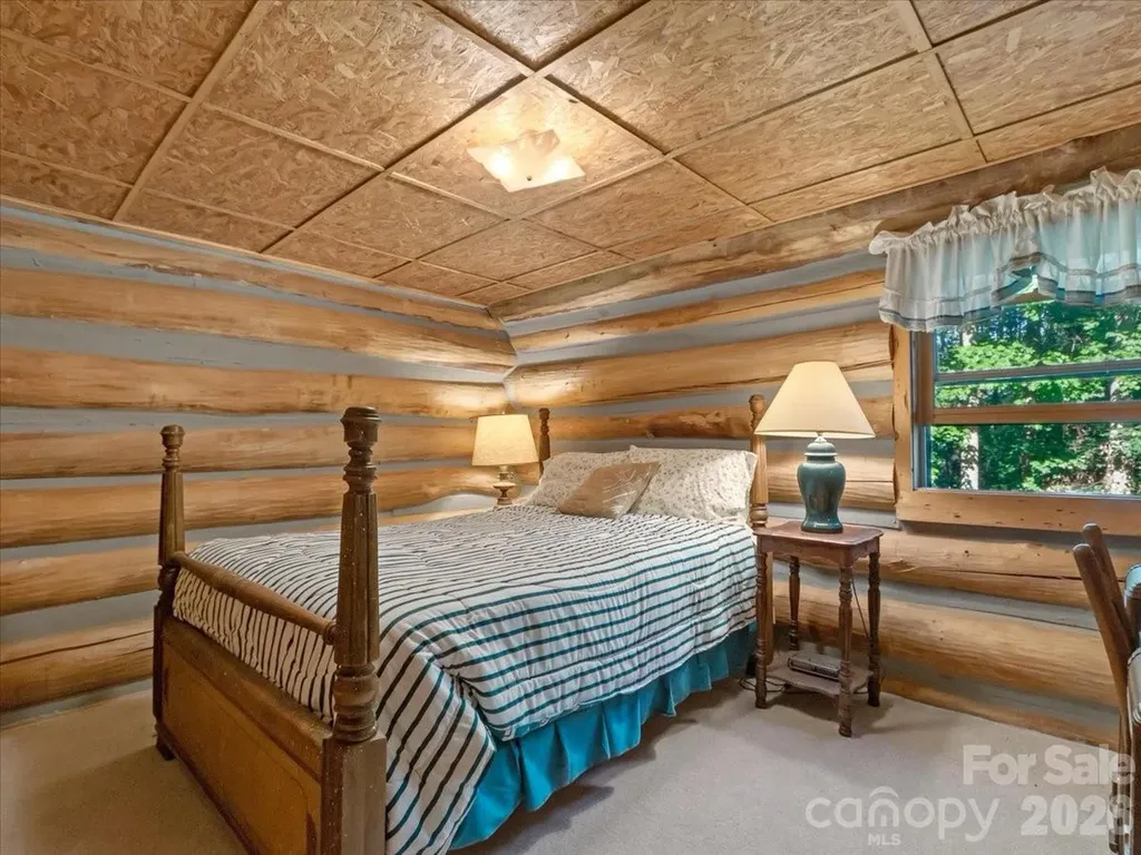 230 Chatter Box Lane Green Mountain NC 28740