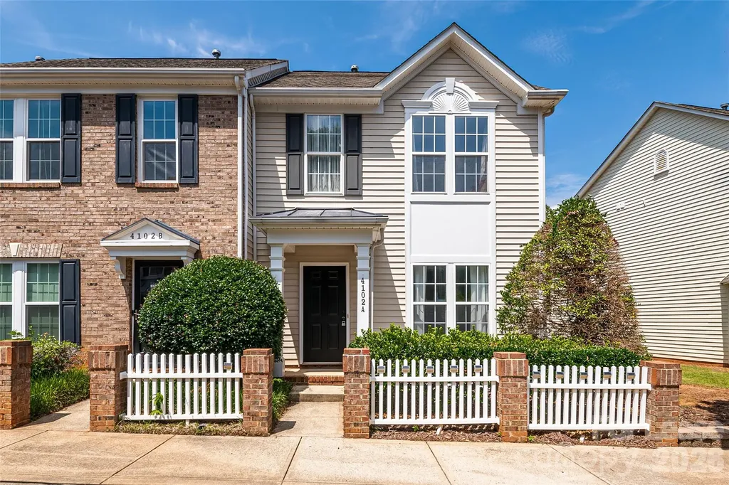 4102 Christine Lane Waxhaw NC 28173