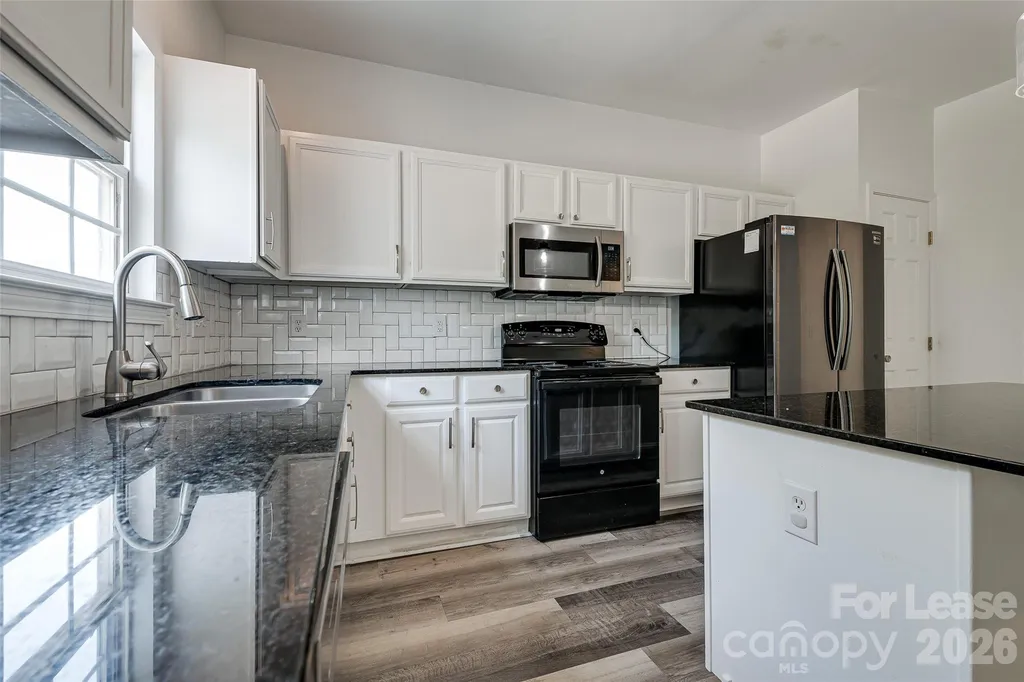 4102 Christine Lane Waxhaw NC 28173