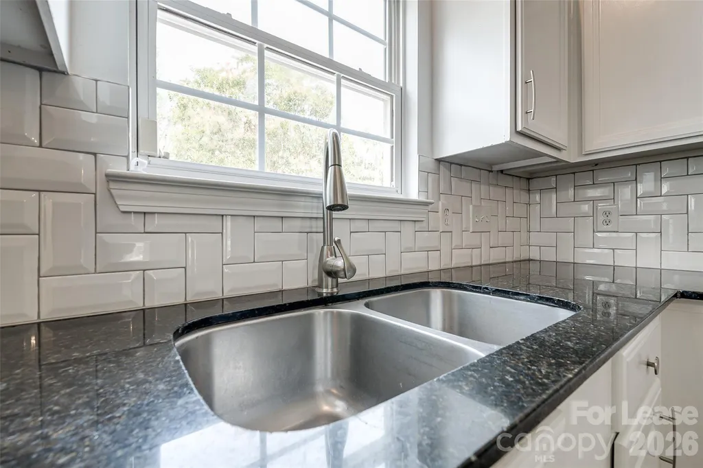 4102 Christine Lane Waxhaw NC 28173