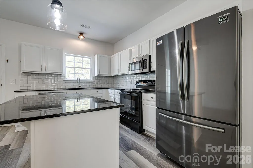4102 Christine Lane Waxhaw NC 28173
