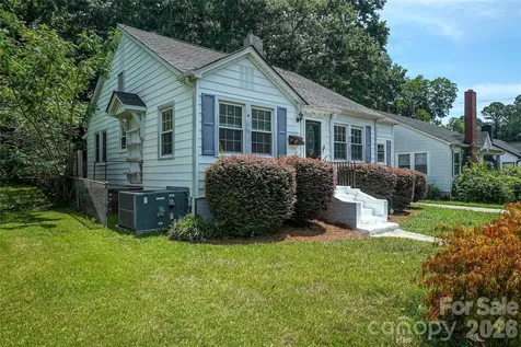 512 W 8th Avenue Gastonia NC 28052
