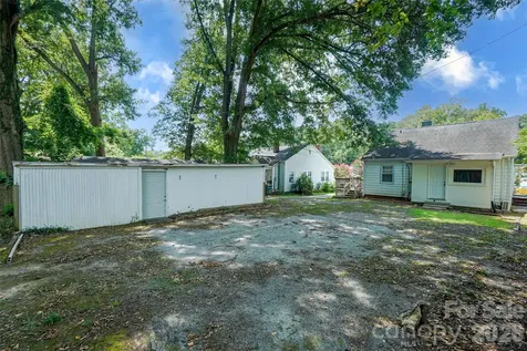 512 W 8th Avenue Gastonia NC 28052