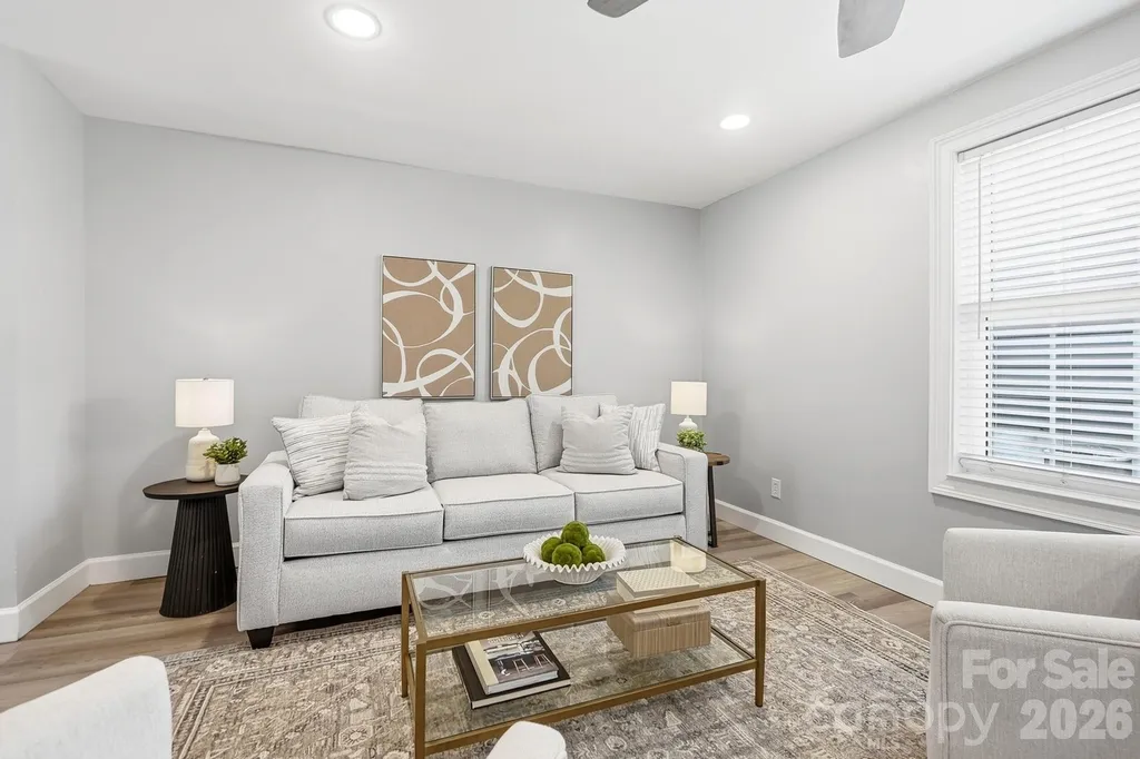 417 Woodvale Place Charlotte NC 28208