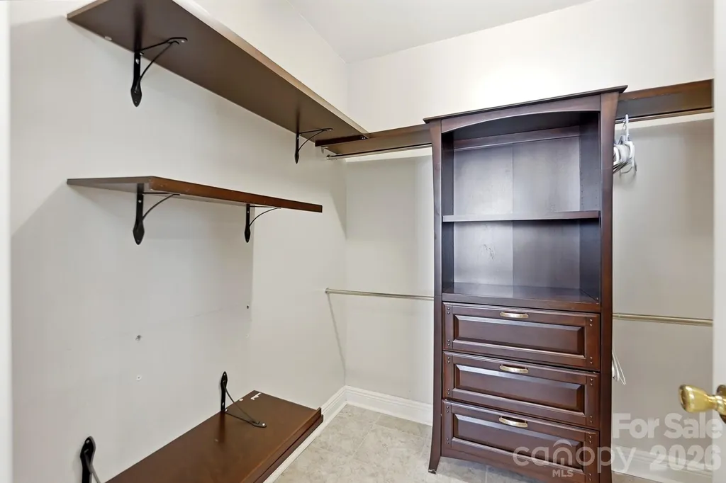 417 Woodvale Place Charlotte NC 28208