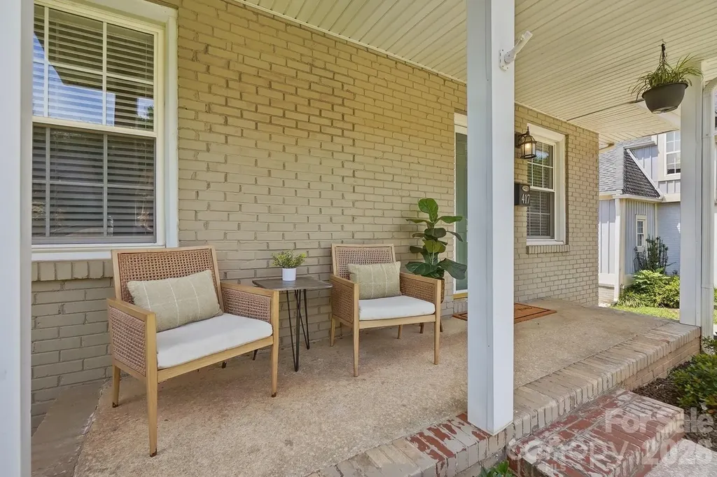 417 Woodvale Place Charlotte NC 28208