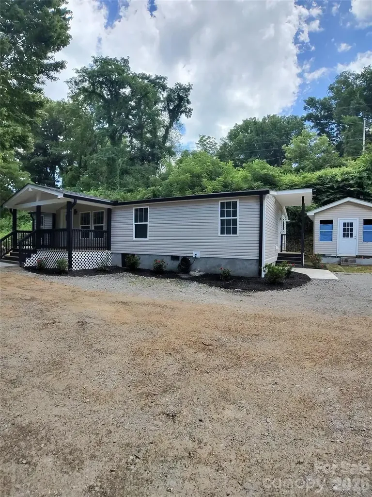 64 P J Drive Waynesville NC 28786