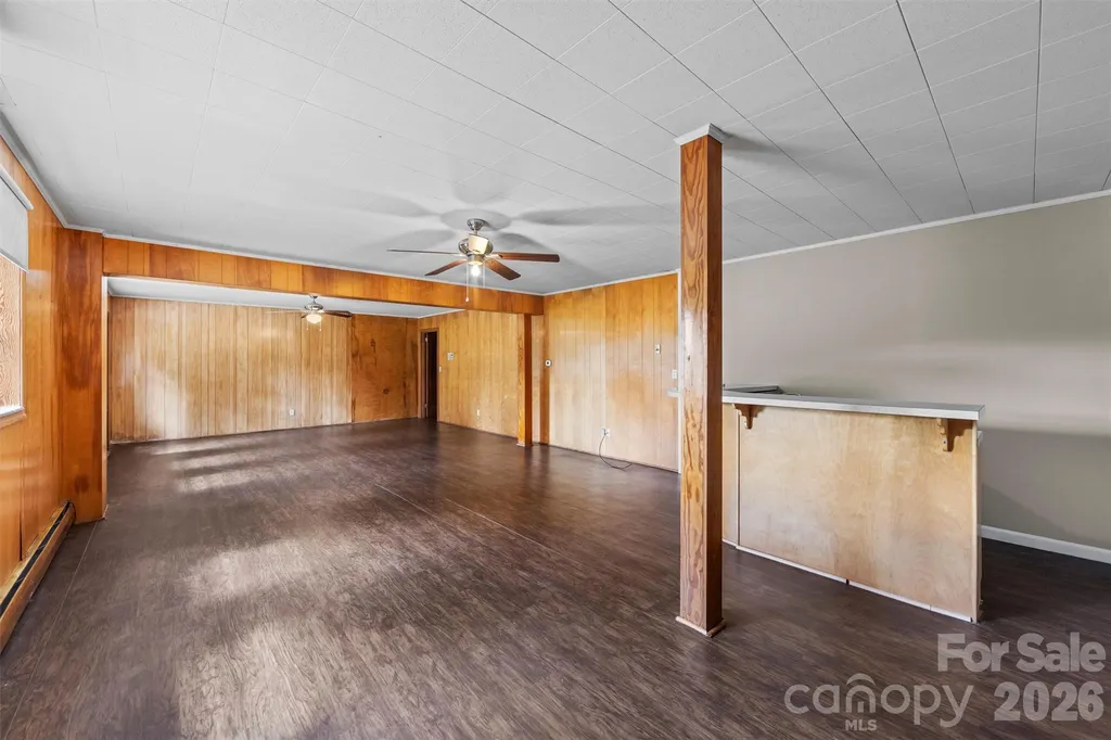 21 Hamburg Drive Weaverville NC 28787