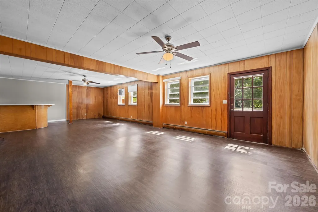21 Hamburg Drive Weaverville NC 28787