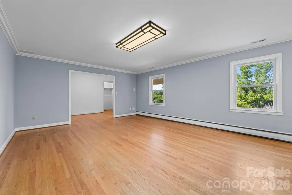 21 Hamburg Drive Weaverville NC 28787