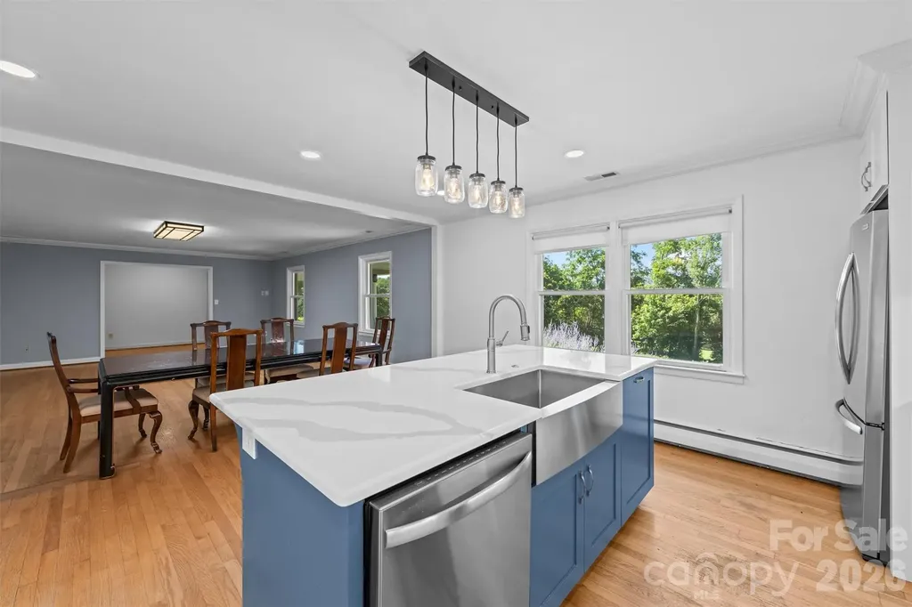21 Hamburg Drive Weaverville NC 28787