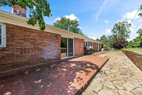 21 Hamburg Drive Weaverville NC 28787